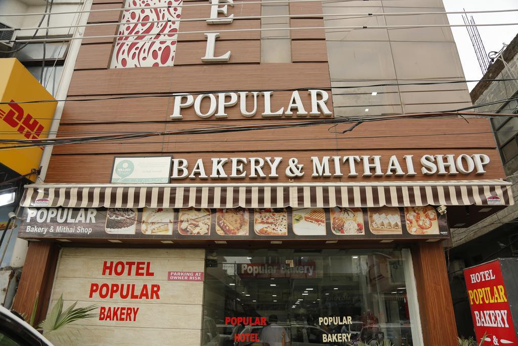 Hotel Popular Amritsar Exteriör bild