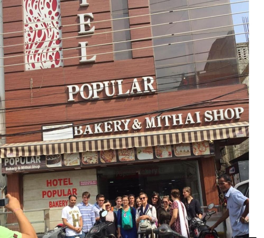 Hotel Popular Amritsar Exteriör bild