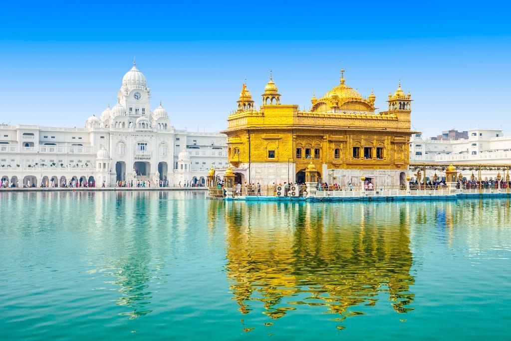 Hotel Popular Amritsar Exteriör bild